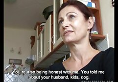 Đó dien vien sex dep nhat the gioi và ăn con gà
